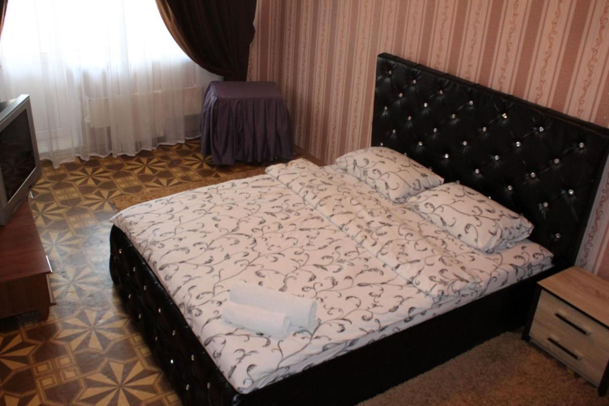 Apartment on Fastivs'ka 2 - Housity