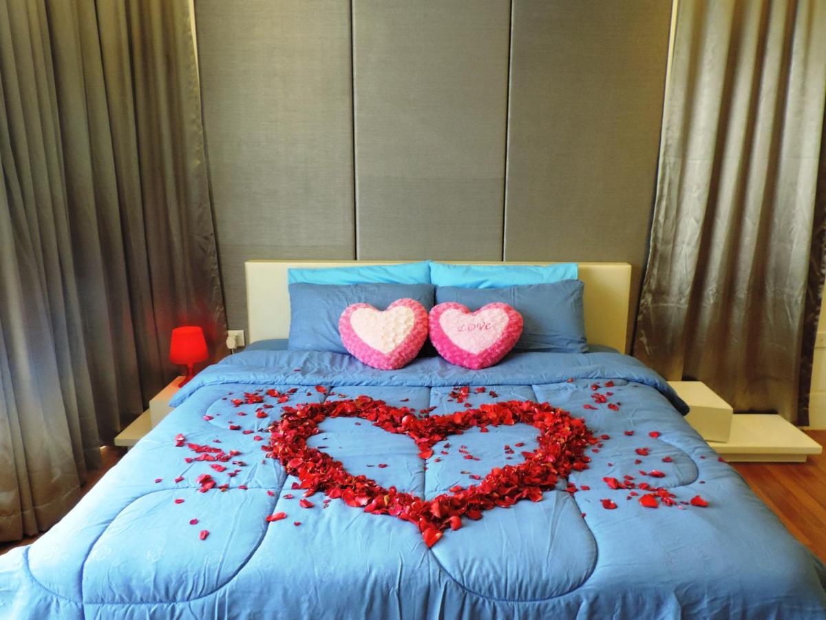 Eve Suite - Housity