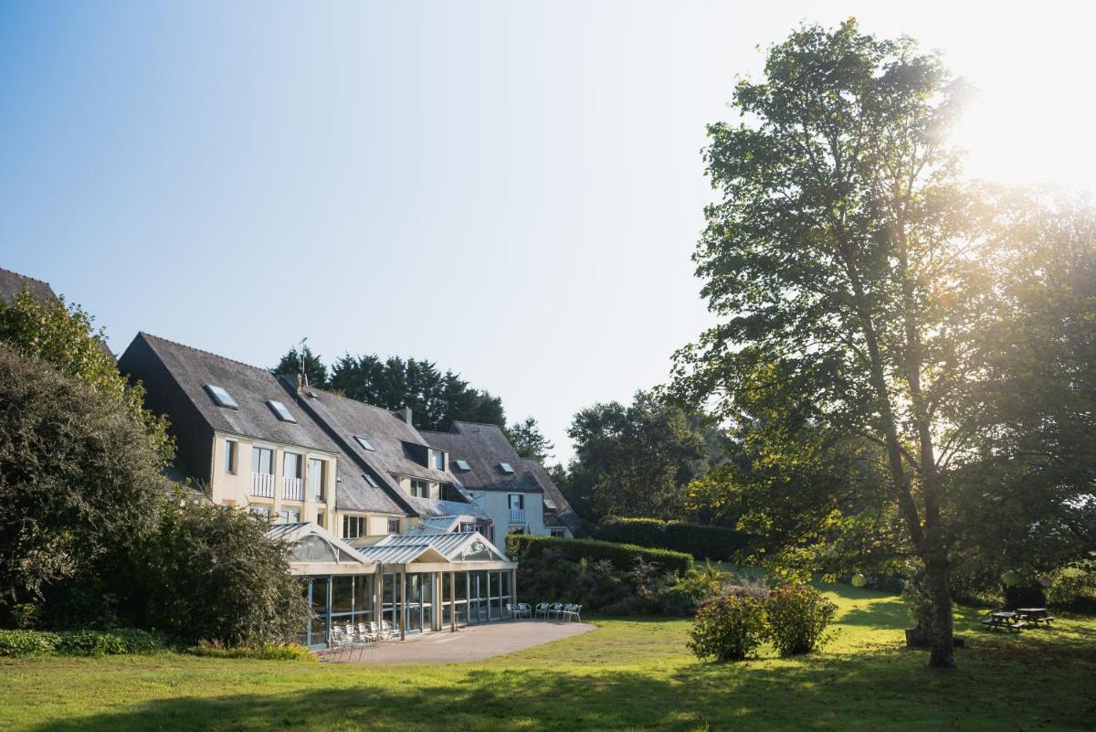 Logis Latitude Ouest Hôtel Restaurant & Spa - Housity