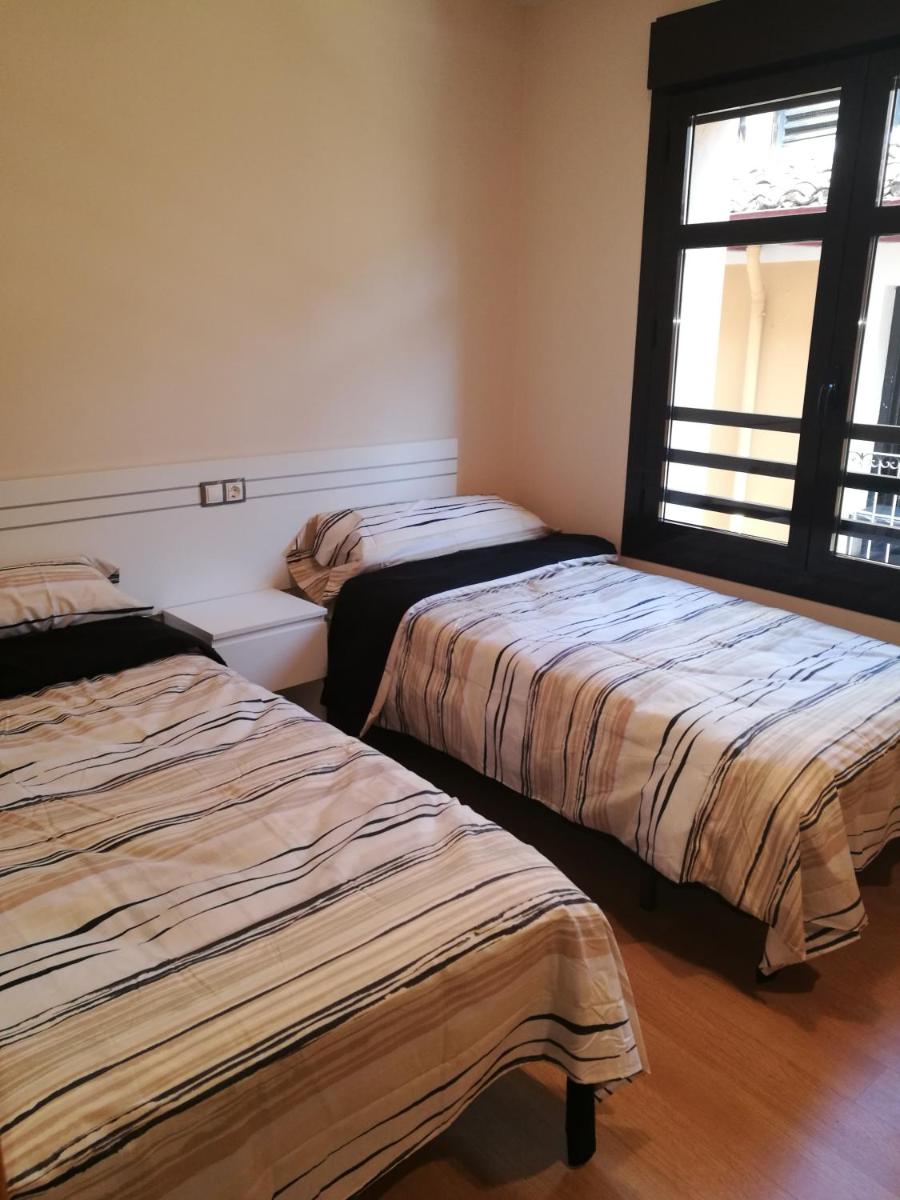 Apartamentos Espolón - Housity