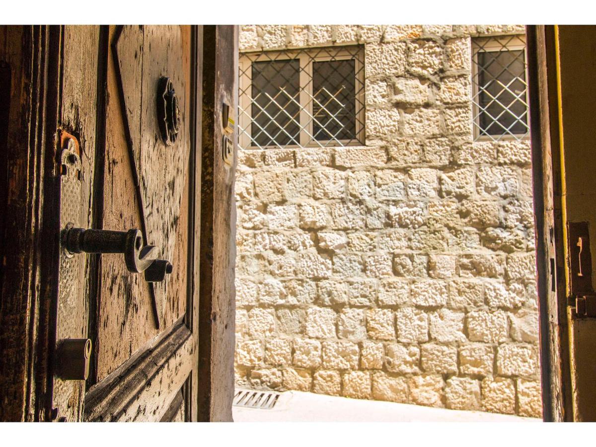 Apartments Ivan Split - Housity