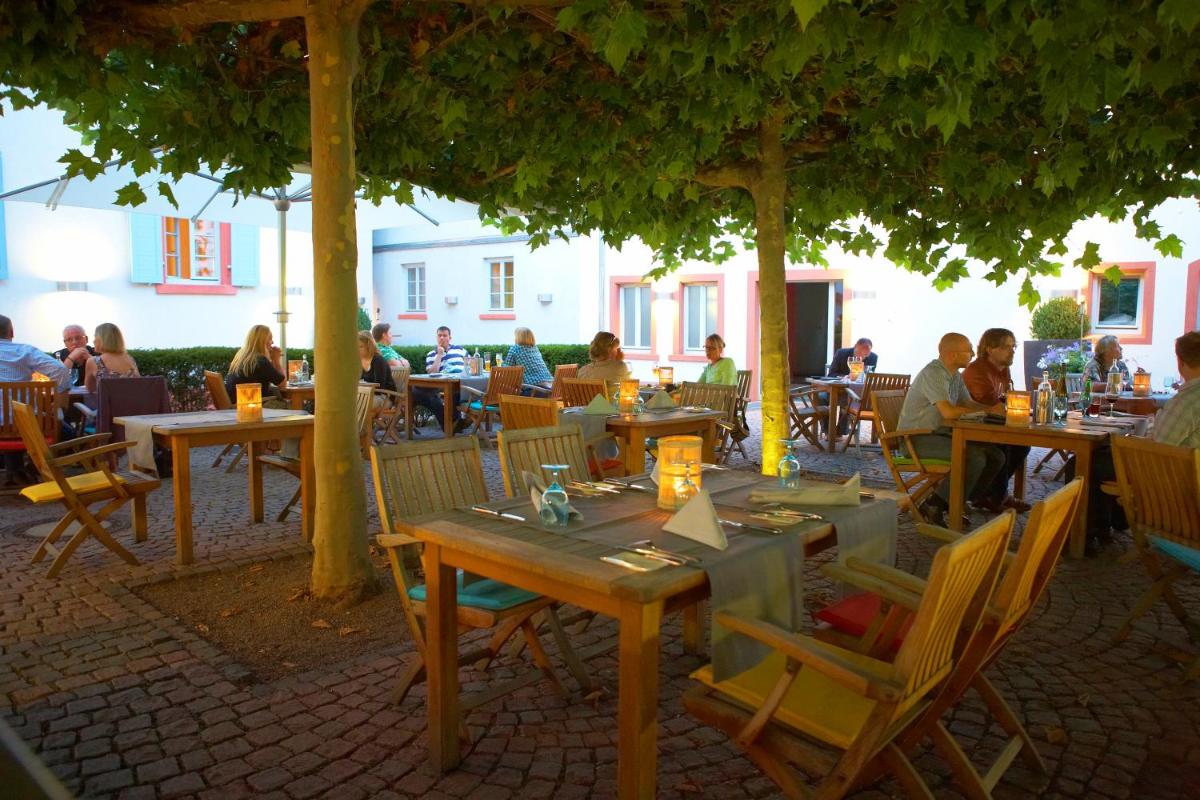 Landhotel zum Schwanen mit Restaurant Mona Liza - Housity