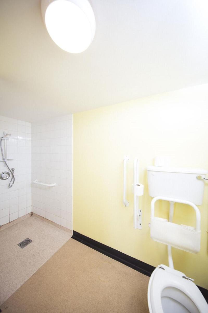 Bushmills Youth Hostel - Housity