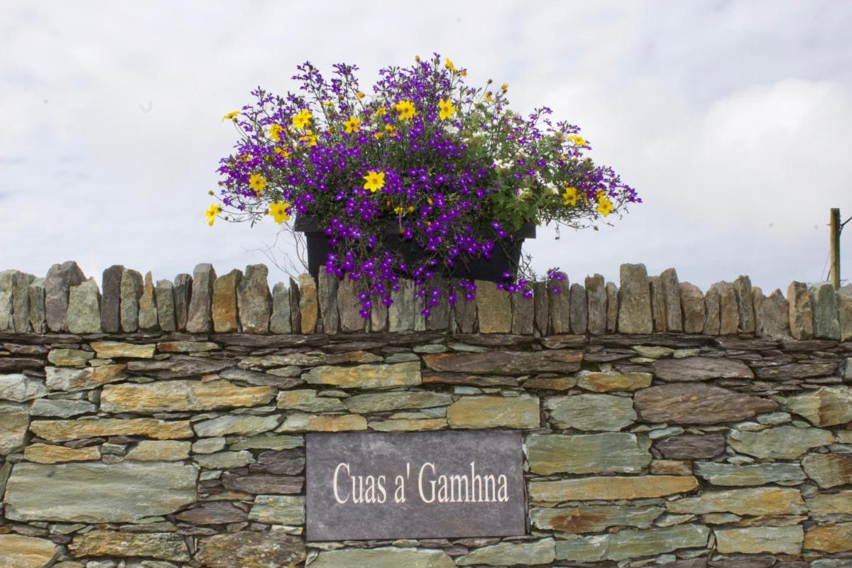 Cuas a' Gamhna - Housity