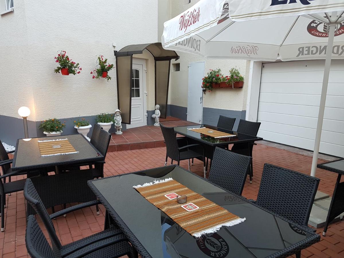 Hotel Restaurant Rhodos - Housity