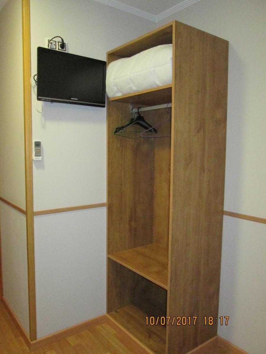 Hostal Banderas - Housity