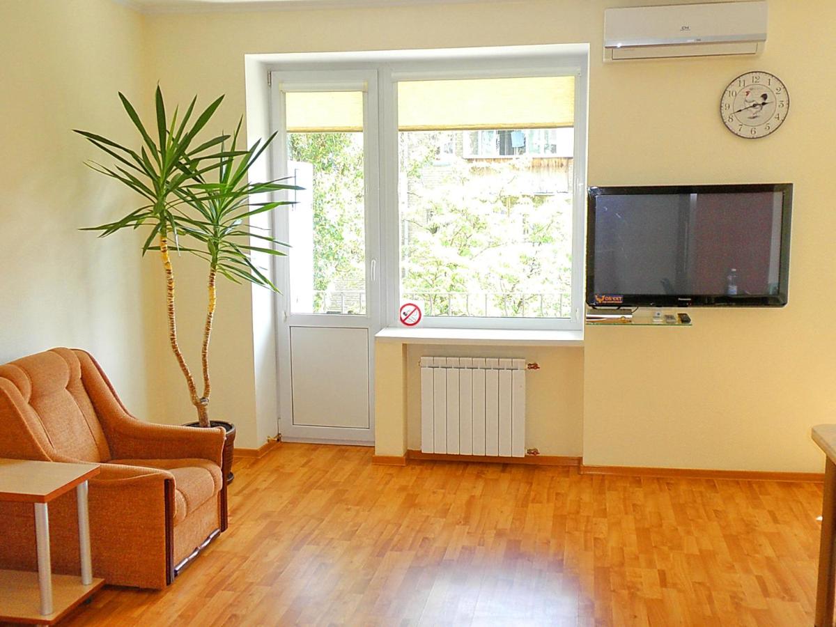 Apartment on Nimanska 5 - Housity