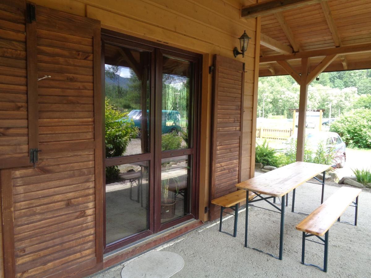 Wiklinowa Zatoka - Housity