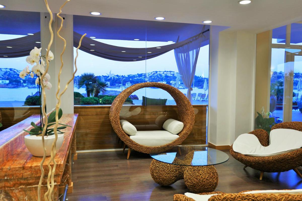 Zona de estar de Iberostar Selection Jardín del Sol Suites - Adults Only