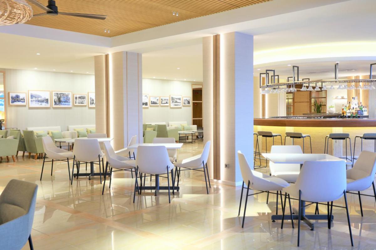 Zona de estar de Iberostar Selection Jardín del Sol Suites - Adults Only