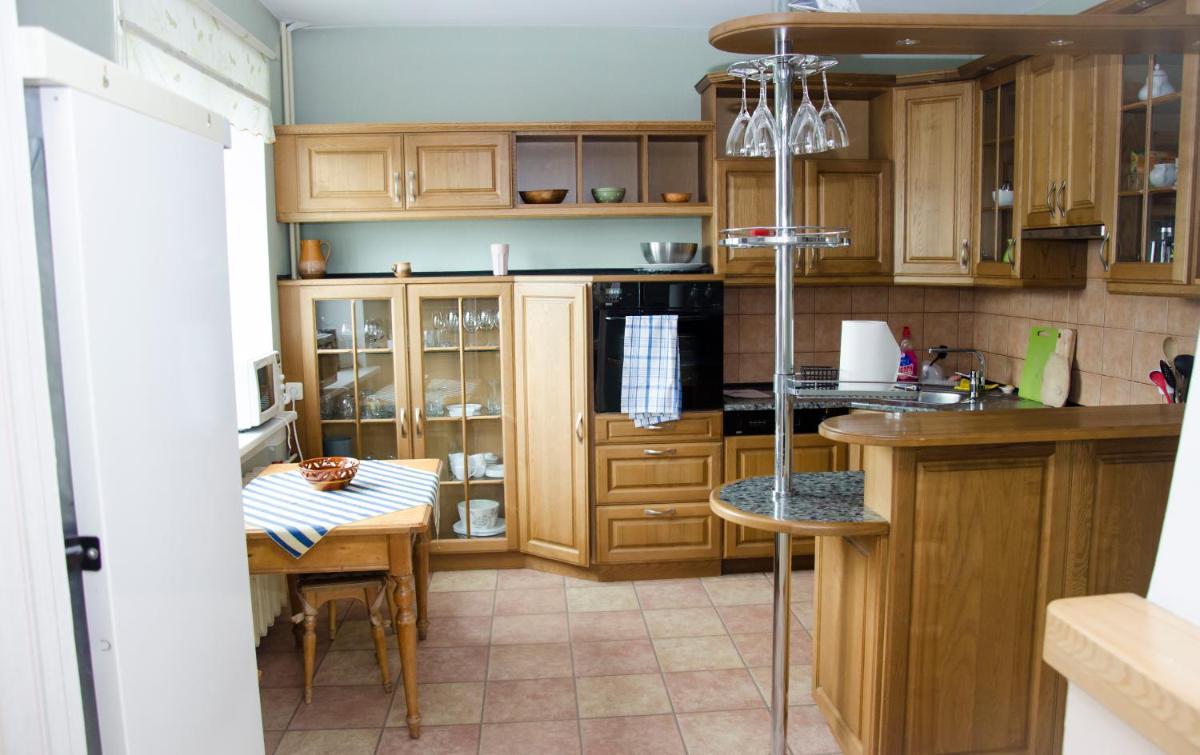Beautiful & Big Family Villa - Housity
