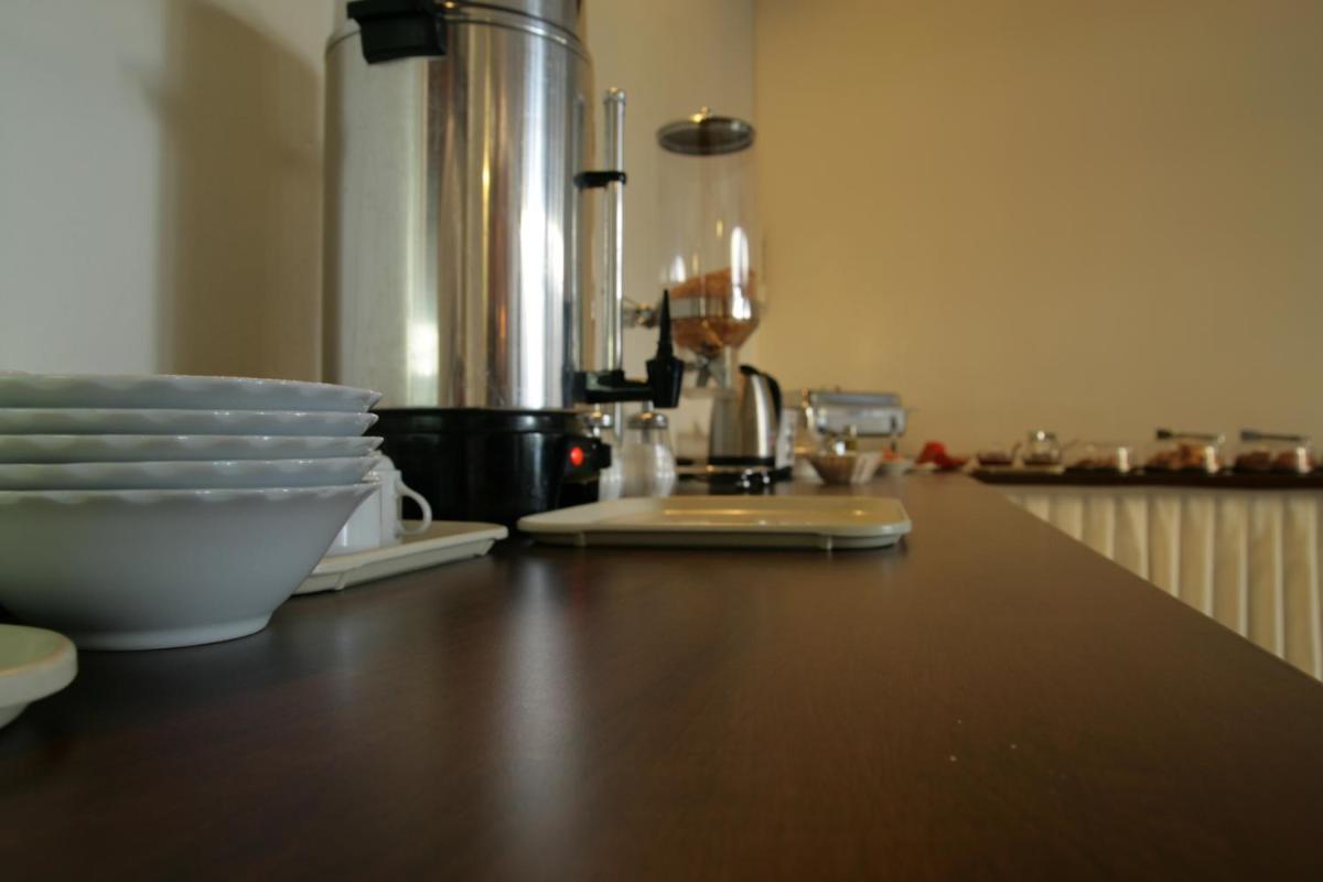 Hotel Platon - Housity