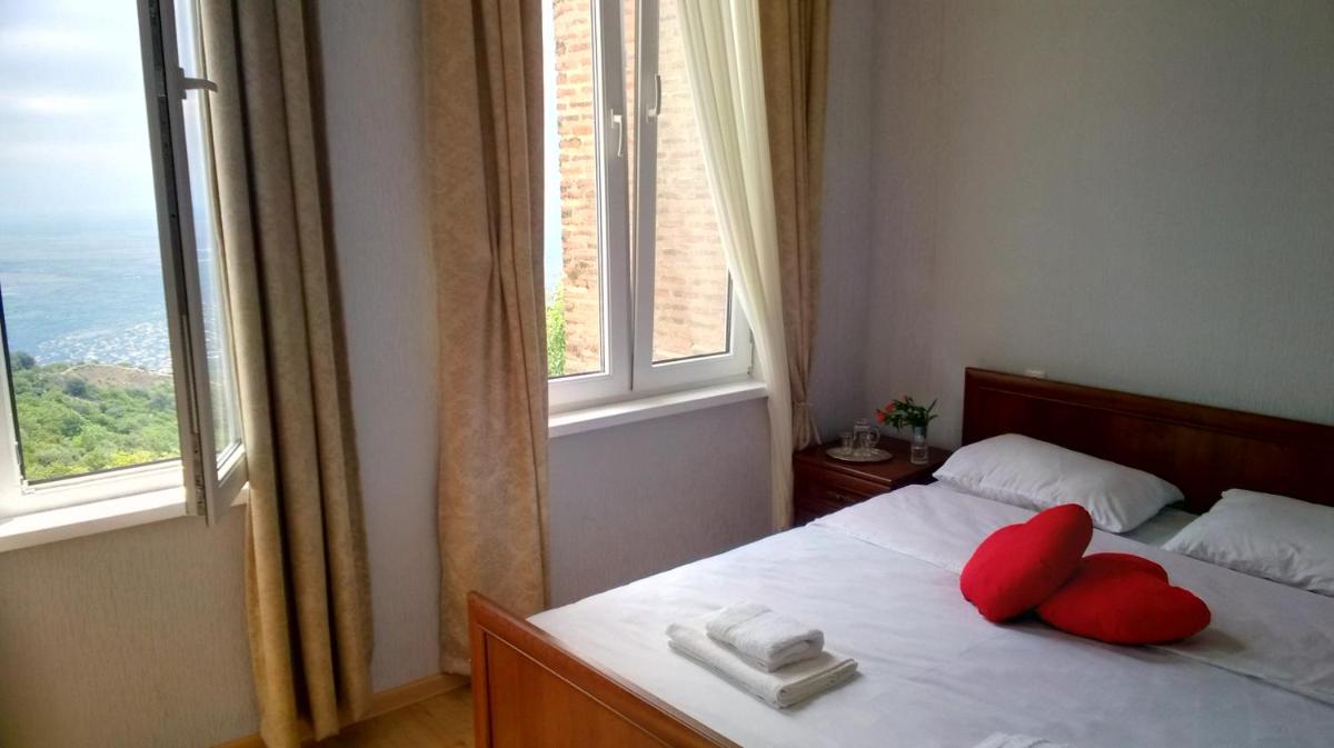 Apartment Chavchavadze 5 - Housity