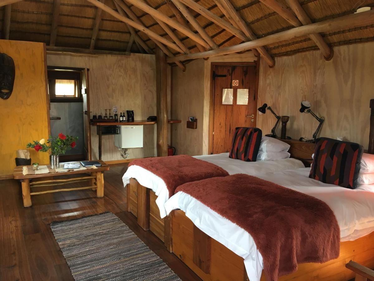 Stiltz Guest House - Housity