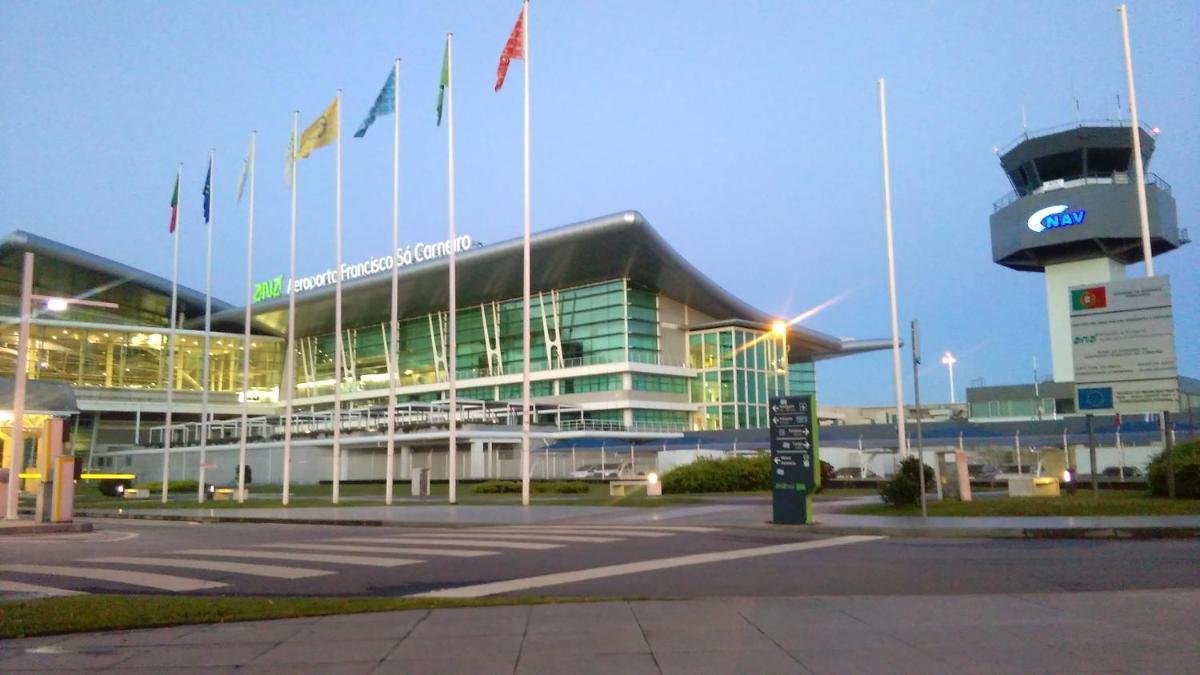 Near the Airport - Housity
