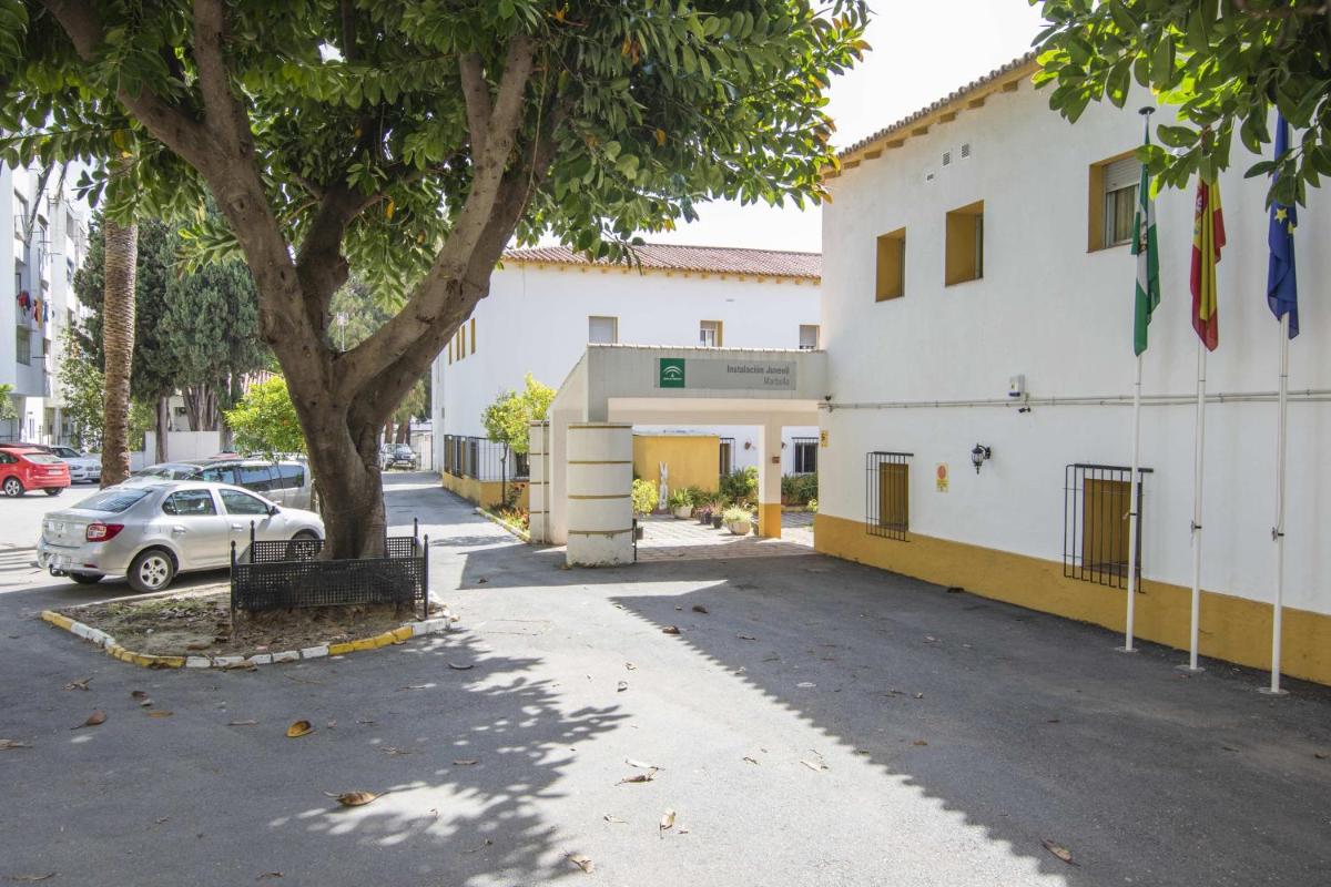 Albergue Inturjoven Marbella - Housity