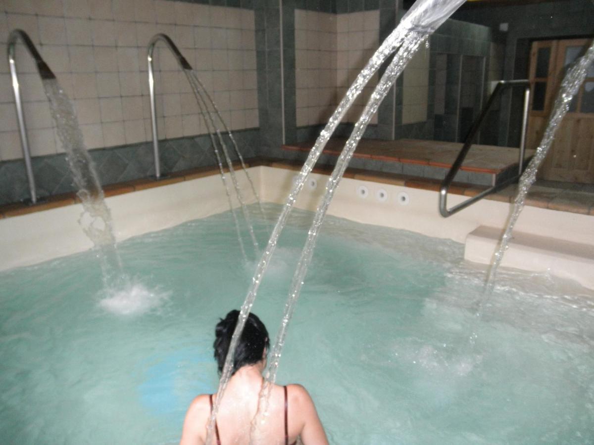 Piscina en o cerca de Hotel Balneario De Alceda