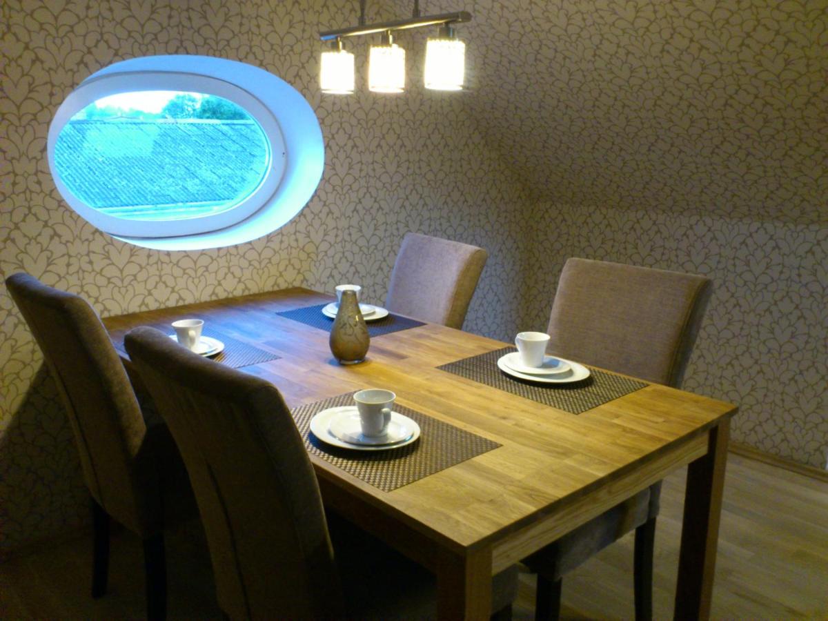 ReeDe Villa - Housity