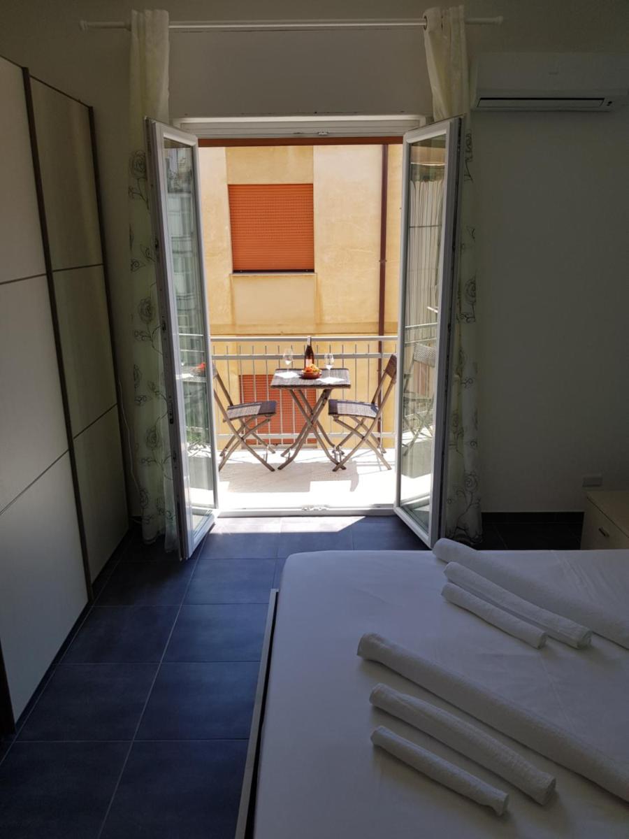 Guest house Cefalù Suites - Housity
