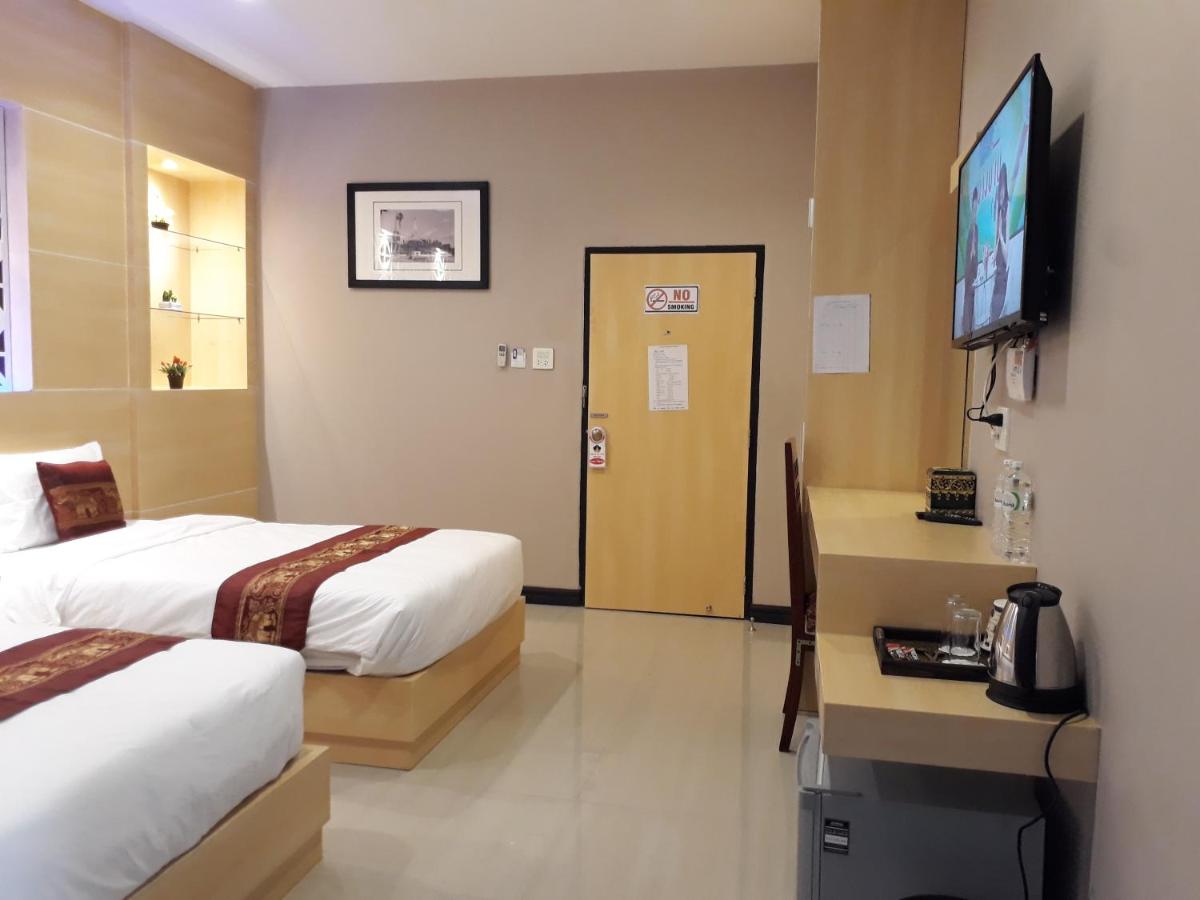Suitetrails - Thatluangview Hotel