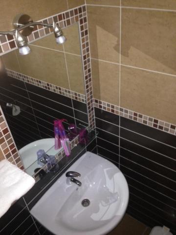 Hotel Rural El Cuco - Housity