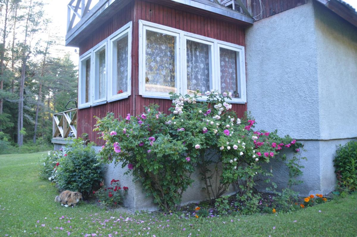 Roosi Holiday Home - Housity