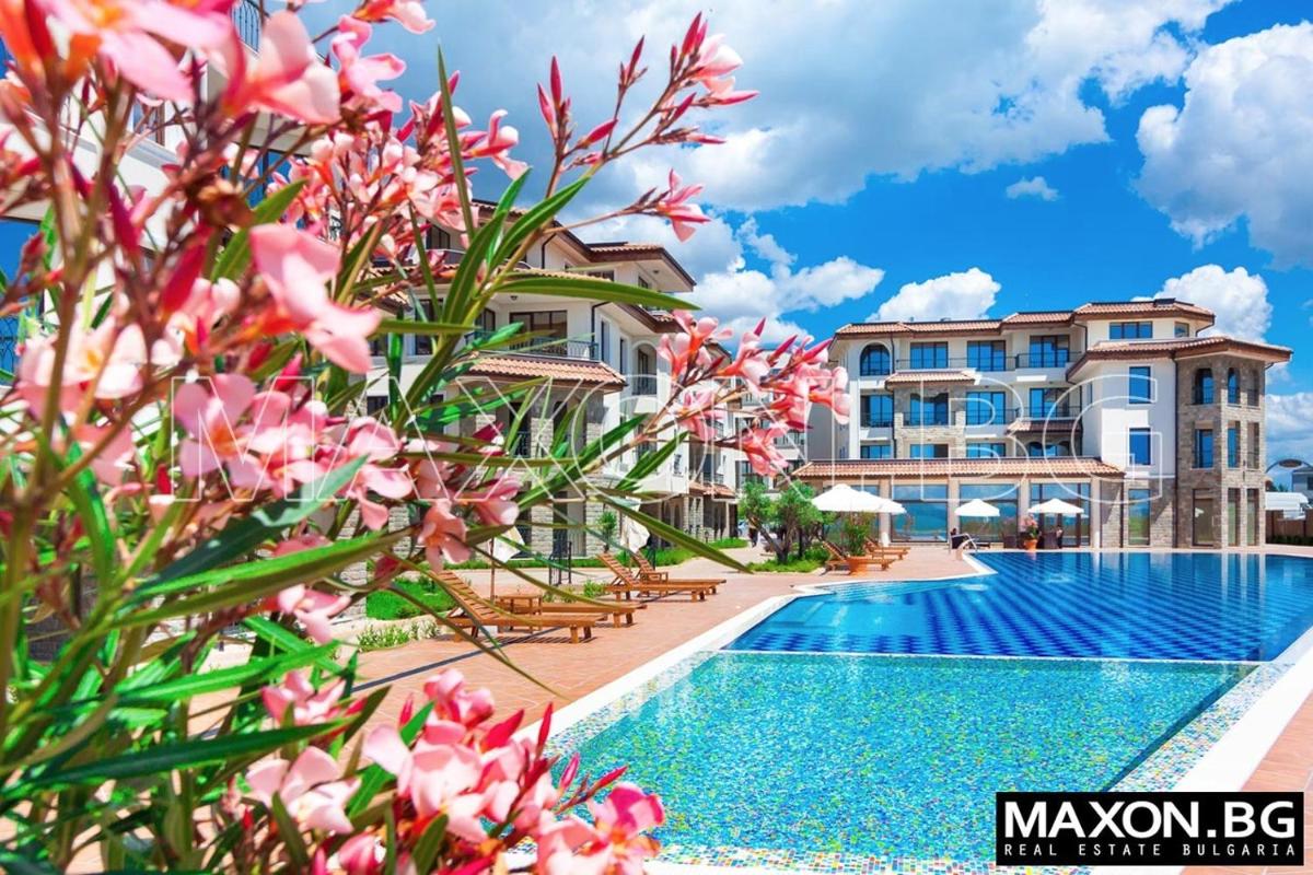 Top apartment Burgas Beach Resort - Housity