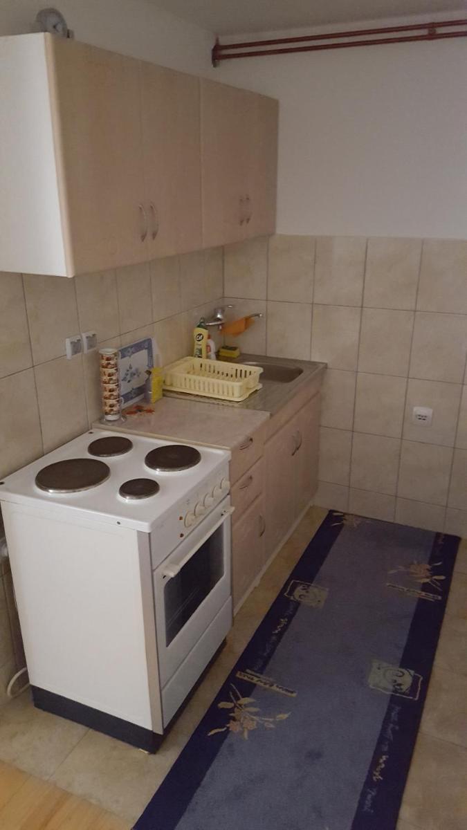 Zlatar Kuca putujuca - Housity