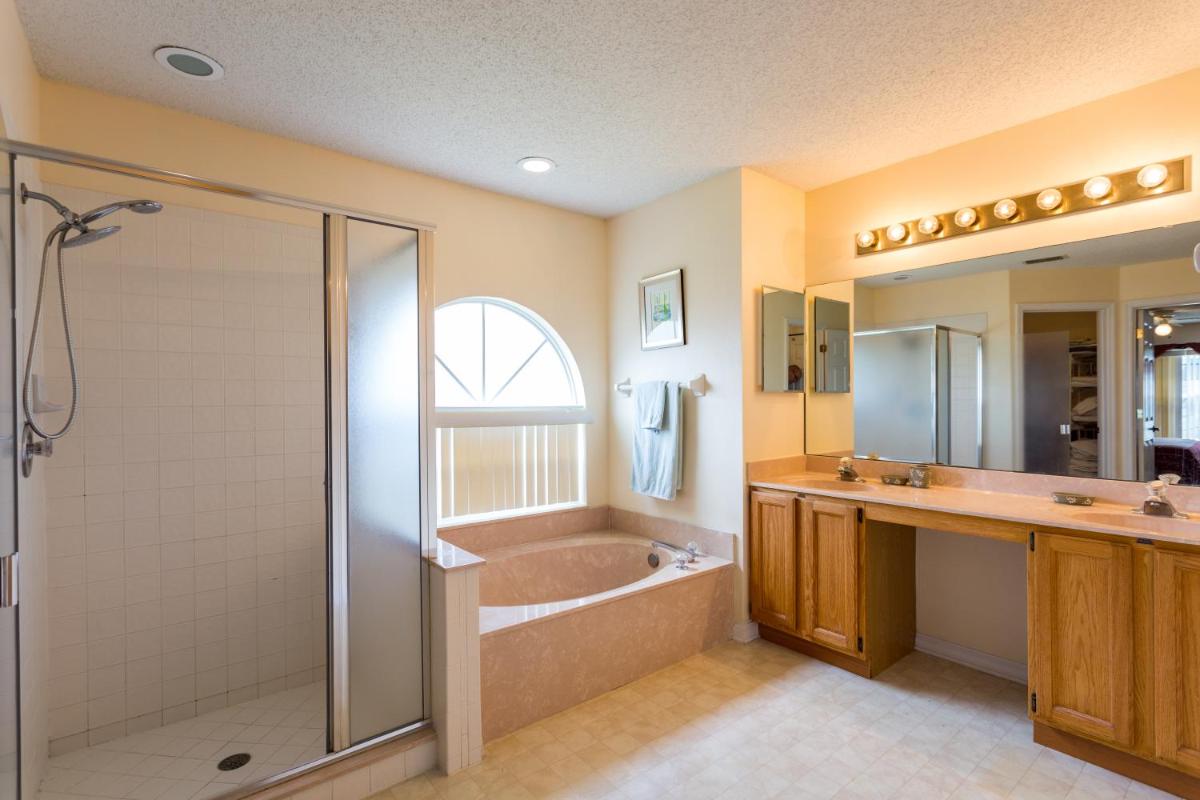 Four Corners Villas - Housity
