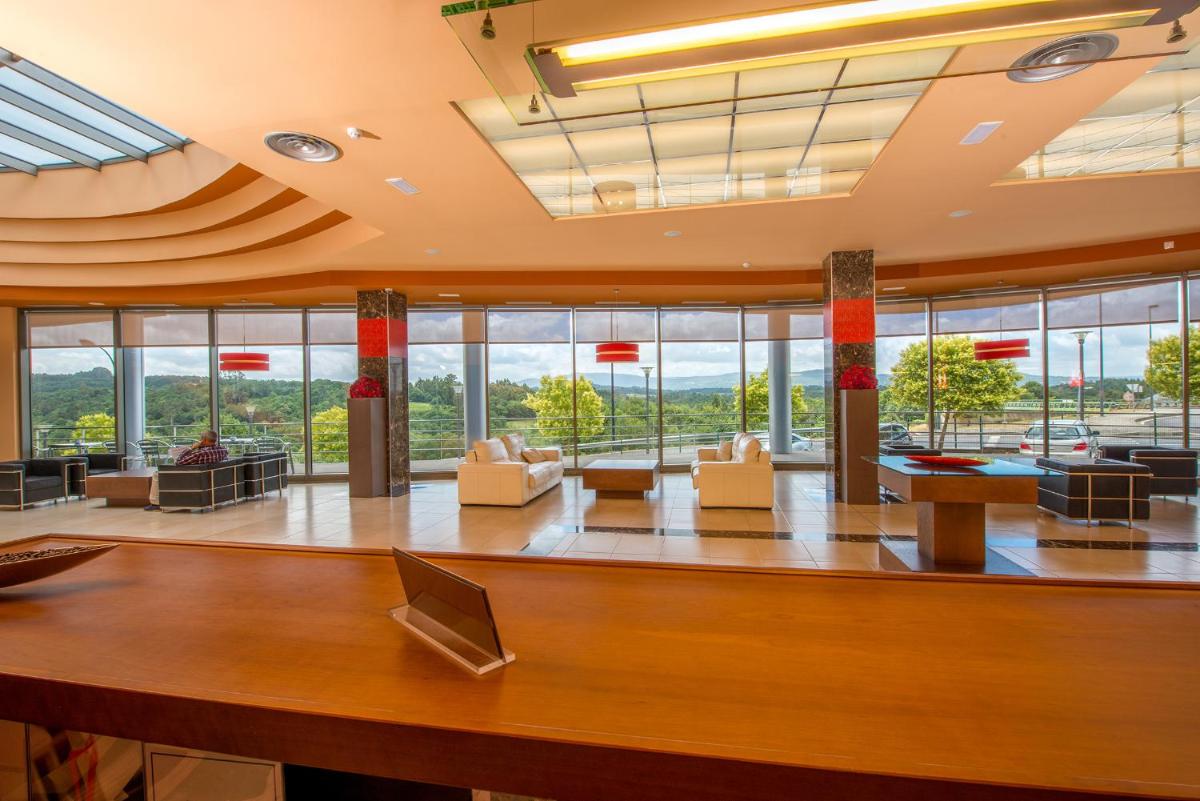 Imagen de la galería de Hotel Spa Norat Torre Do Deza 4* Superior, en Lalín