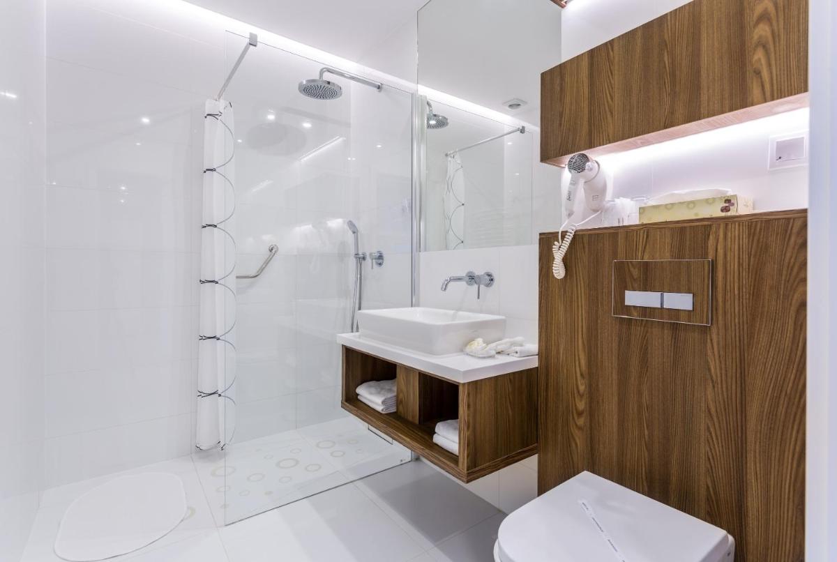 Hotel Elektor Premium - Housity