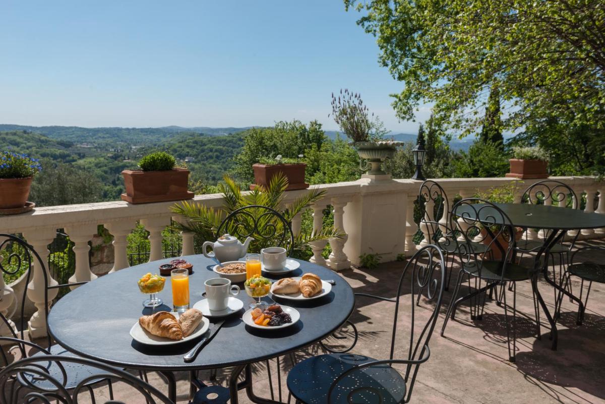 Logis Hôtel La Bellaudière - Housity
