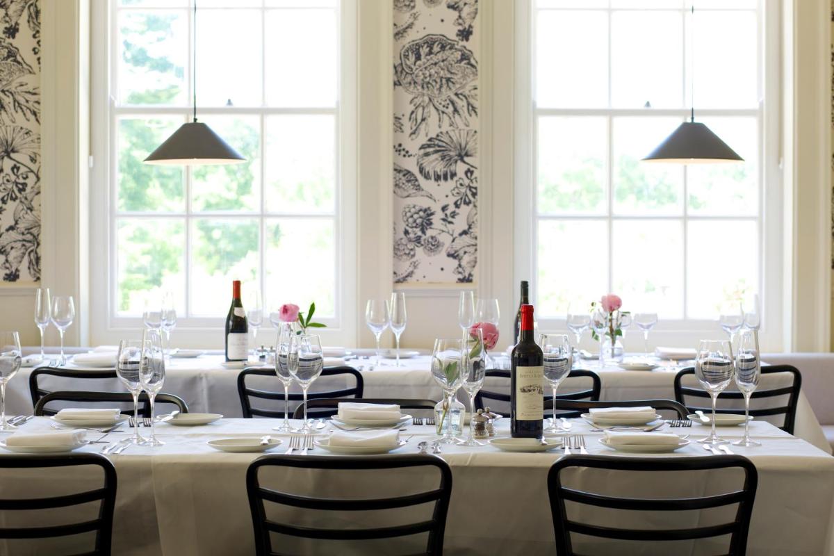 The Manor at Sway – Hotel, Restaurant and Gardens - Housity
