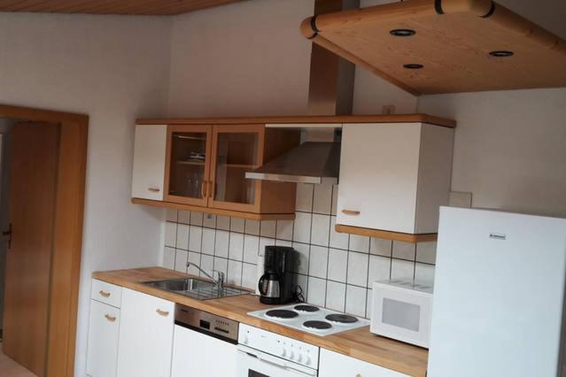TLA Apartment with Garden - Housity