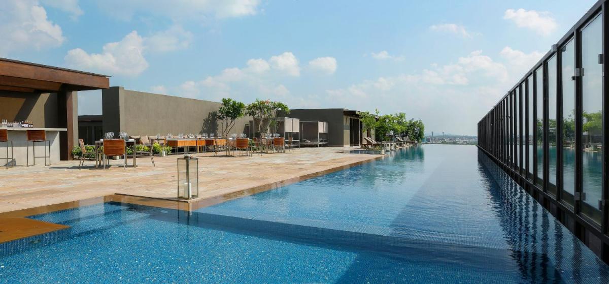 Suitetrails - Roseate House New Delhi