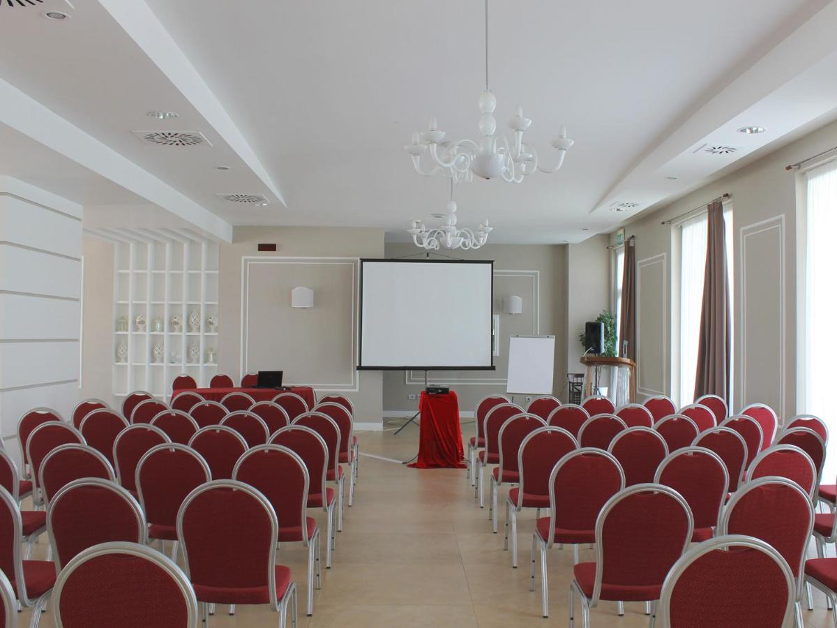 Regiohotel Manfredi - Housity