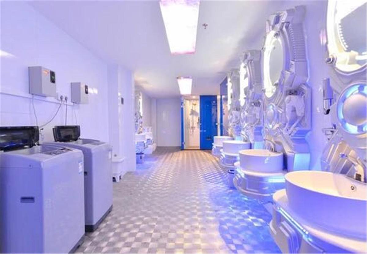 Zhuhai Dreamers Capsule Hotel - Housity