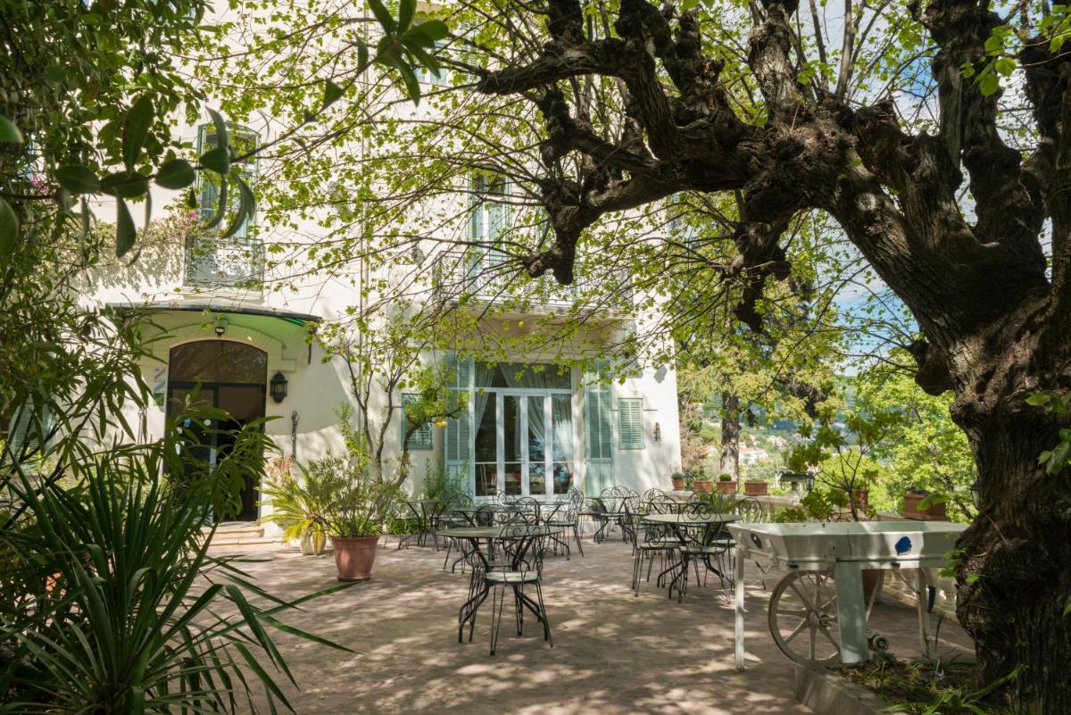 Logis Hôtel La Bellaudière - Housity