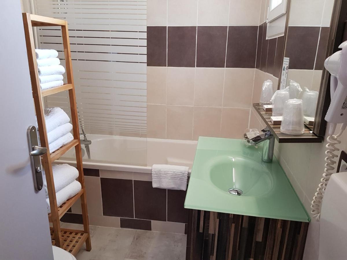 Hôtel Port Beach - Housity