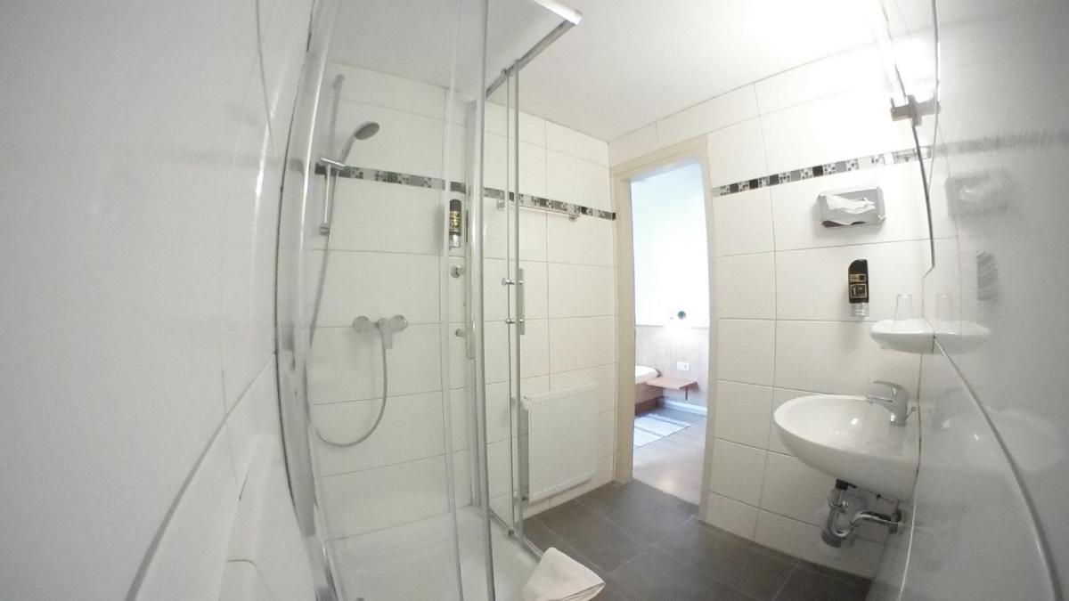 Gasthof Engel - Housity