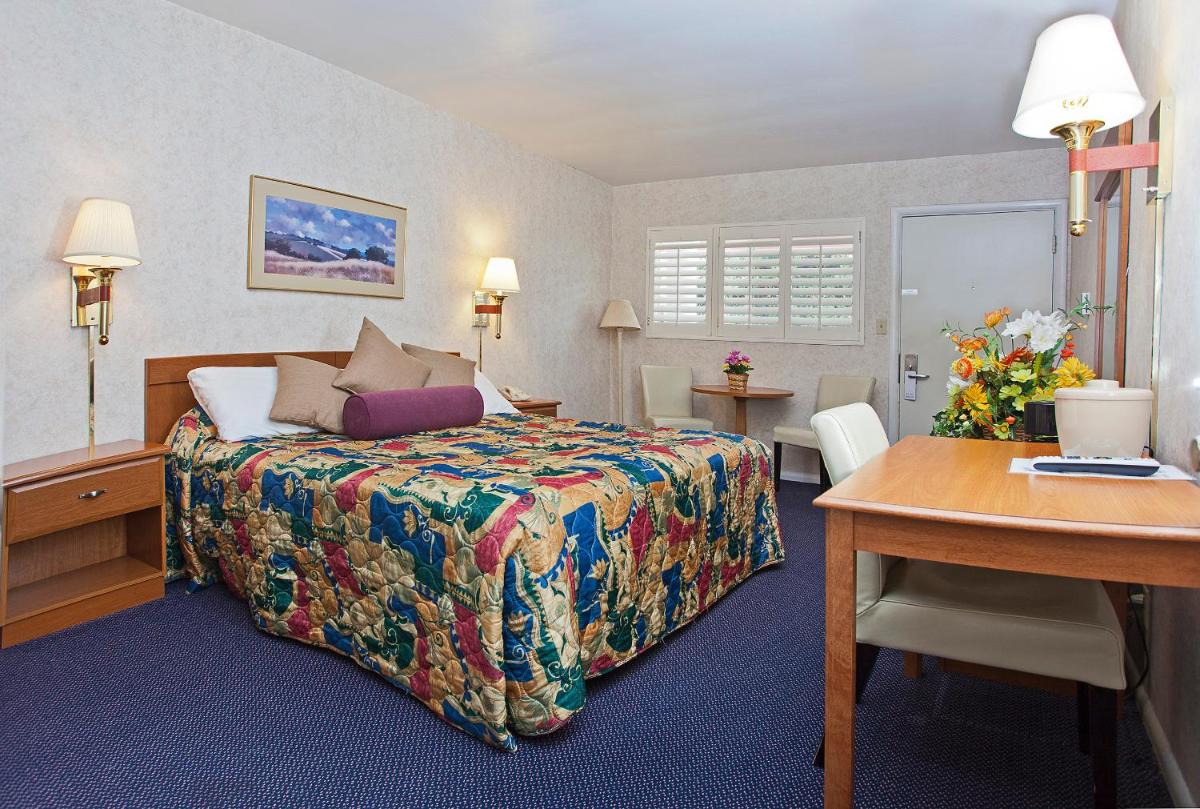 Town House Motel - Housity