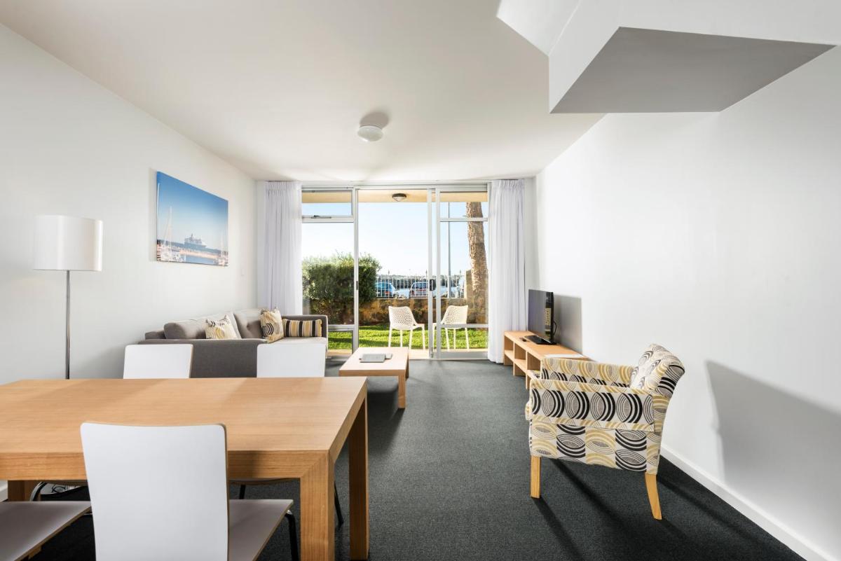 Be. Fremantle - Housity