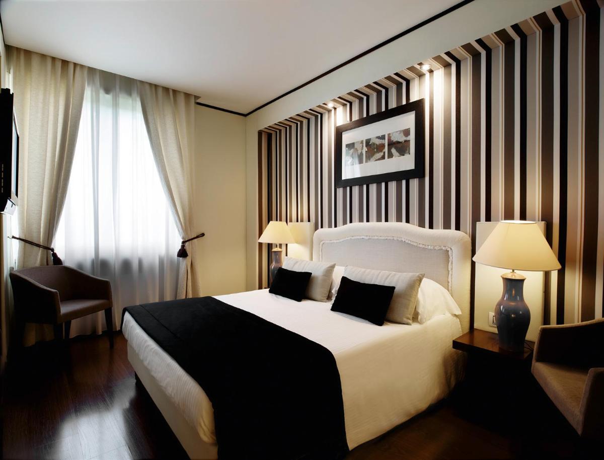 TH Roma - Carpegna Palace - Housity