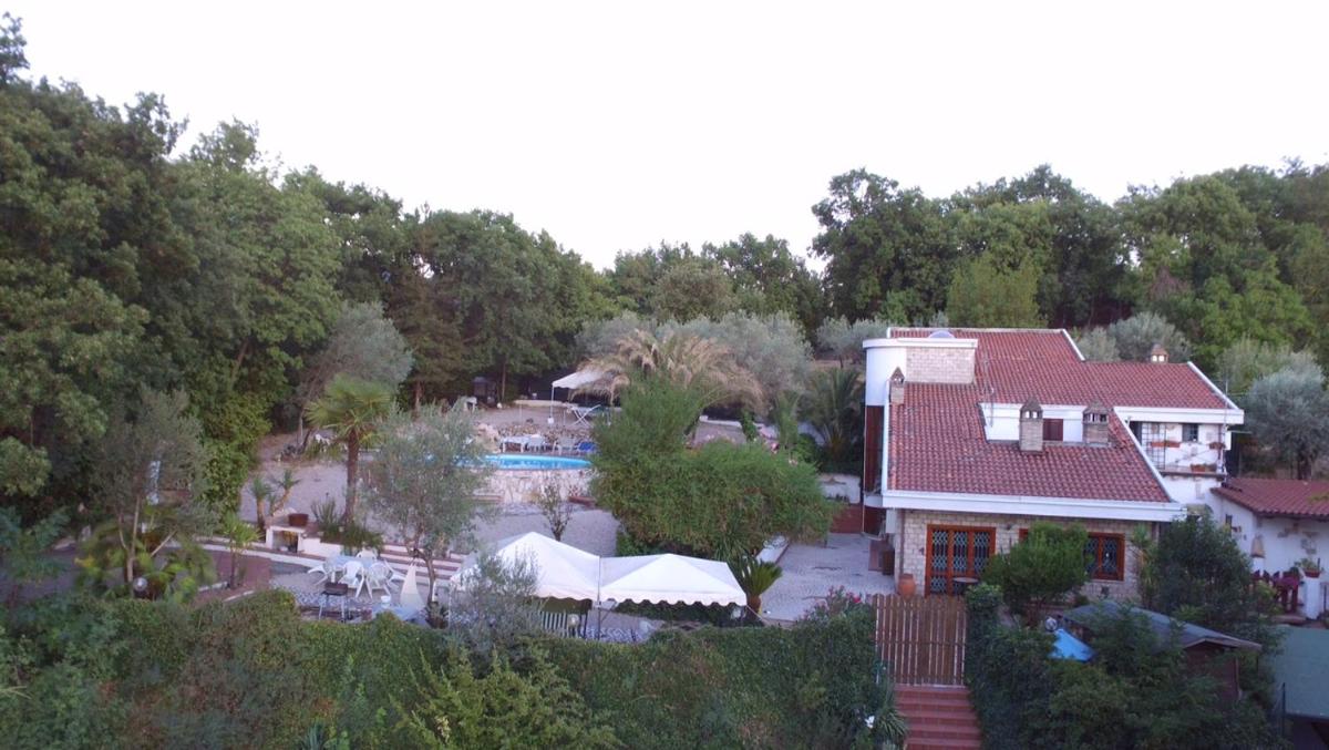 Villa San Valentino - Housity
