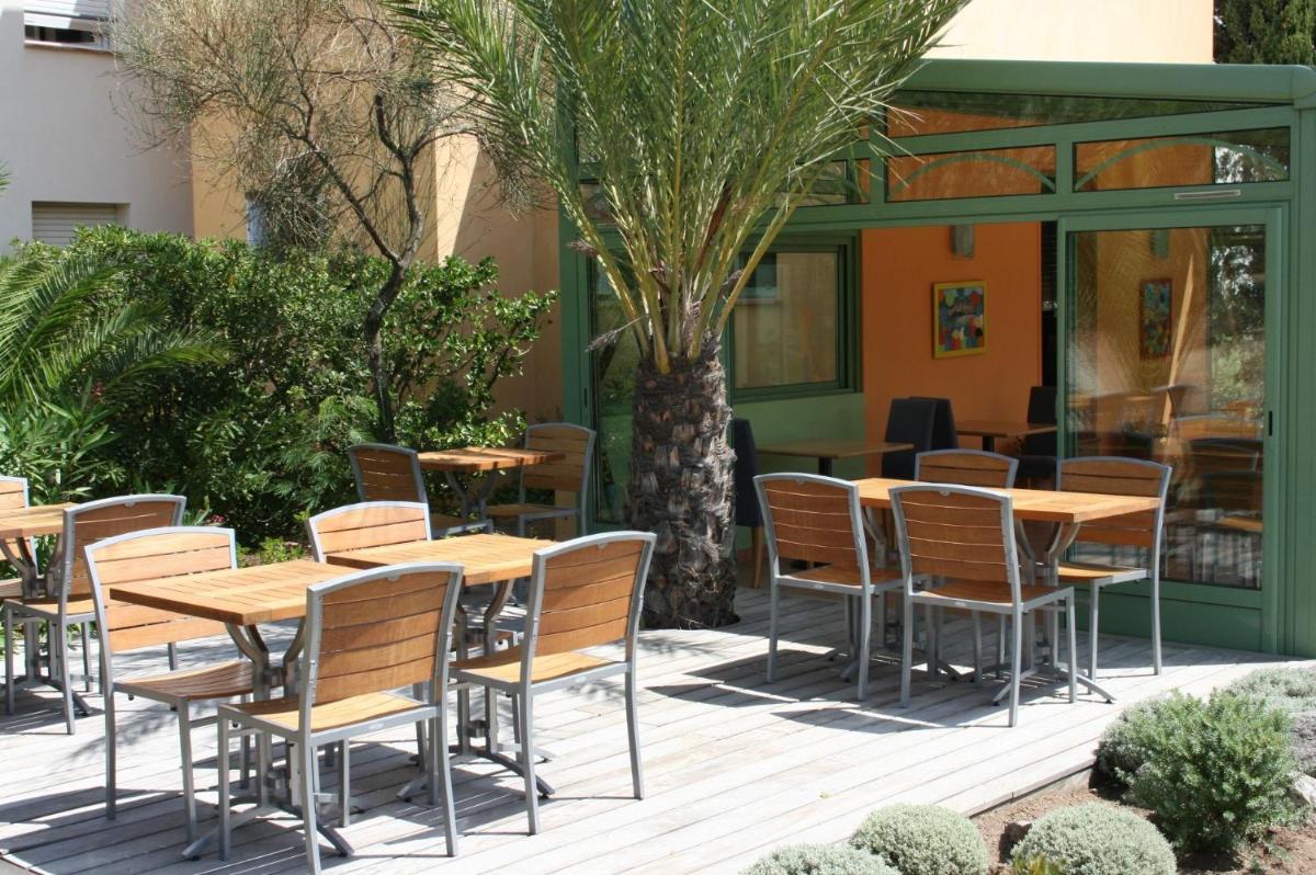 Hotel Cala di l'Oru - Housity
