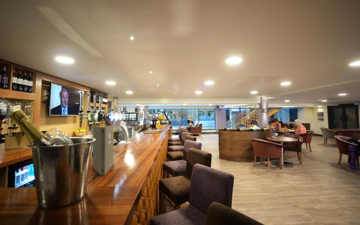 The Waterside Hotel and Leisure Club - Hizvo
