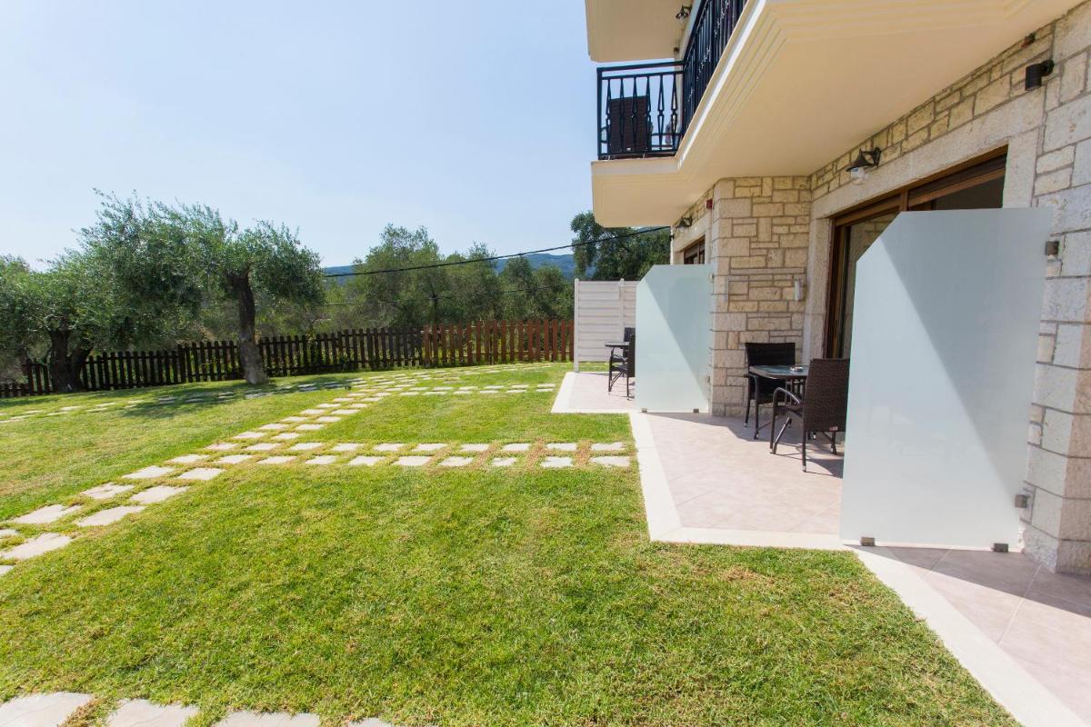 Pelagos - Housity