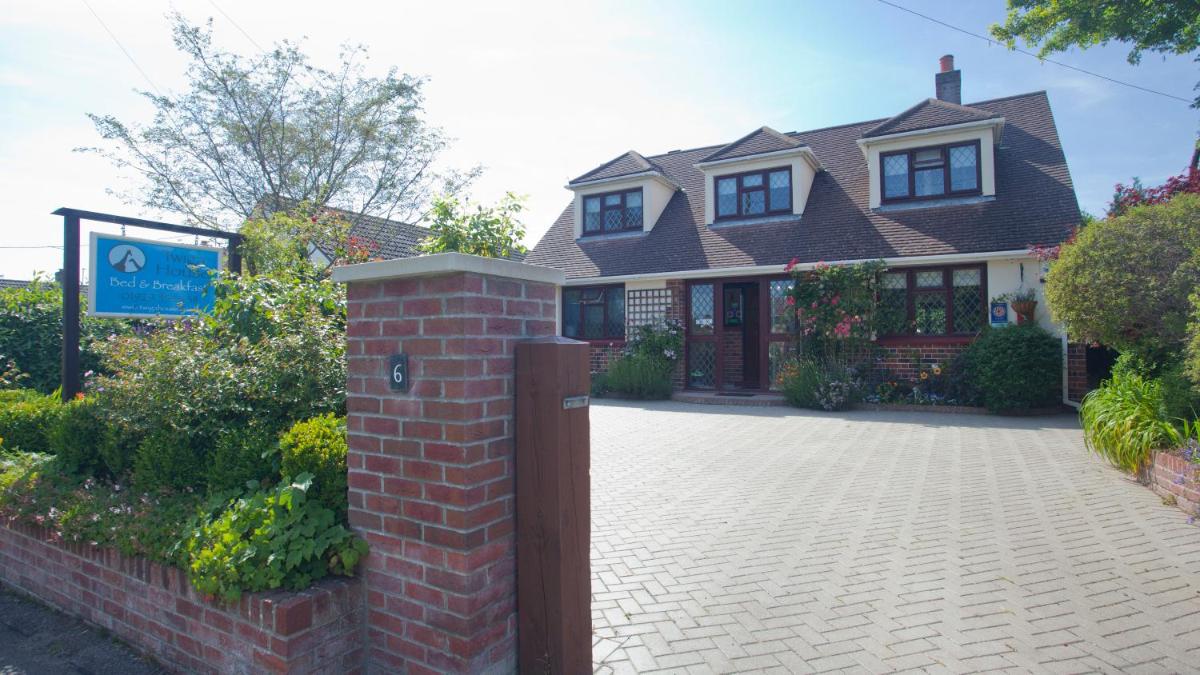 Twiga House Bed and Breakfast - Housity