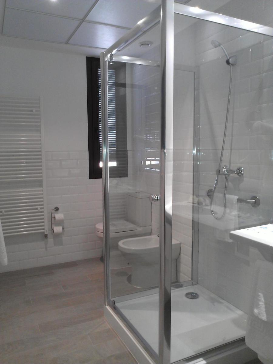 Un baño de Hotel Balneario El Raposo