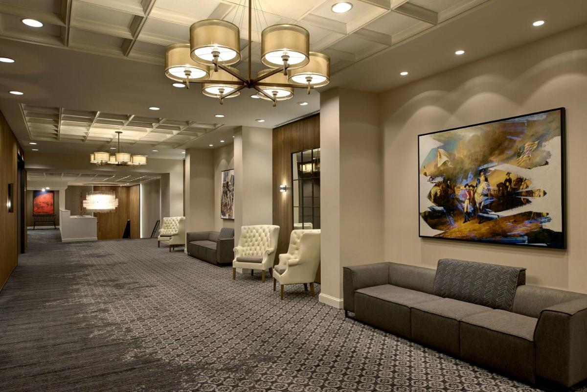 Revere Hotel Boston Common - Housity